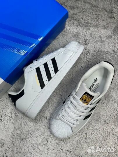 Кроссовки adidas superstar