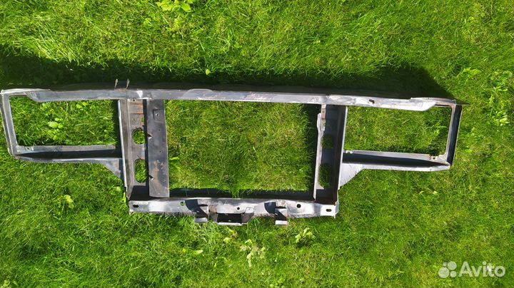 Рамка радиатора,передняя панель ваз2105, 2107,2104