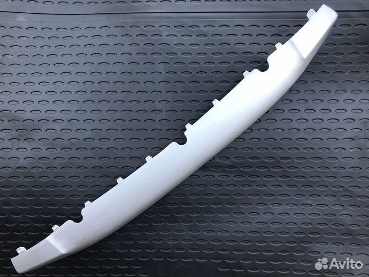 Новая накладка перед бампера BMW X1 E84 рестайлинг