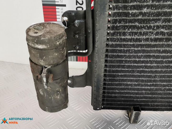 Радиатор кондиционера Volkswagen Golf 4 2001