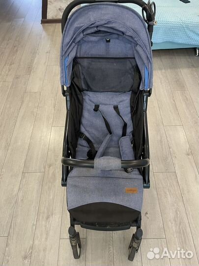 Коляска прогулочная