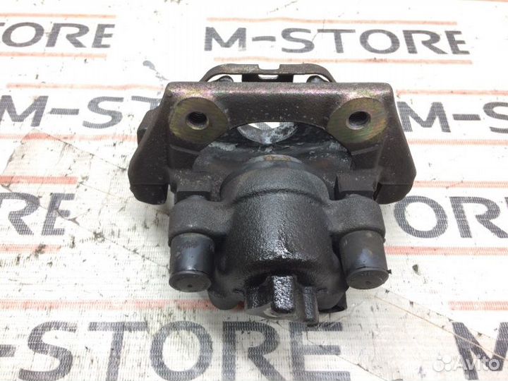 Суппорт задний правый Bmw X5 E53 M54B30 2006