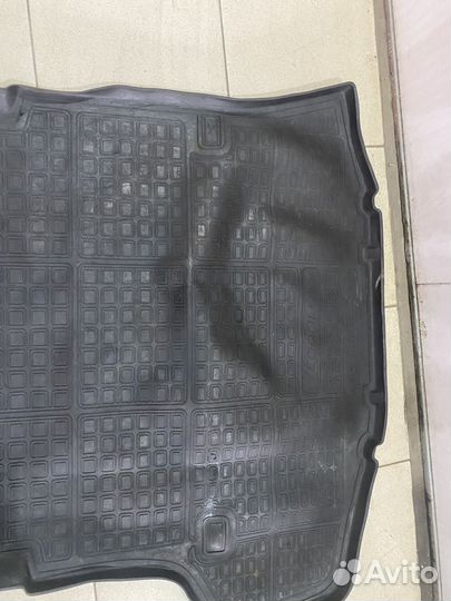 Коврик багажника toyota corolla