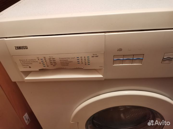 Стиральная машина zanussi