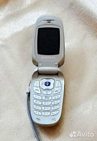 Samsung SGH-E330N