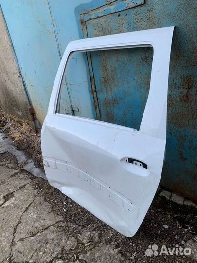 Дверь LADA Largus
