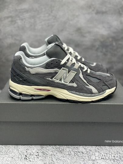 Кроссовки женские New Balance 1906