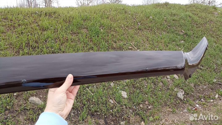 Дефлектор капота