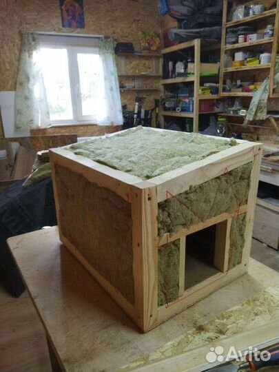 Домик для кошки уличный