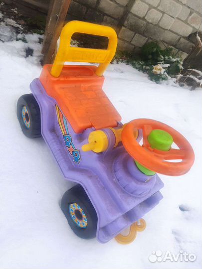 Машинка каталка толокар