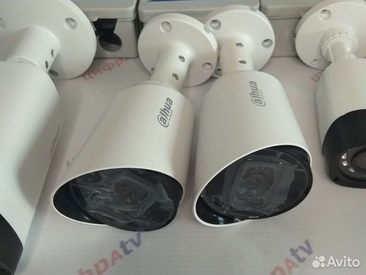 Комплект видеонаблюдения 4Мп Dahua 9 камер zoom 4x