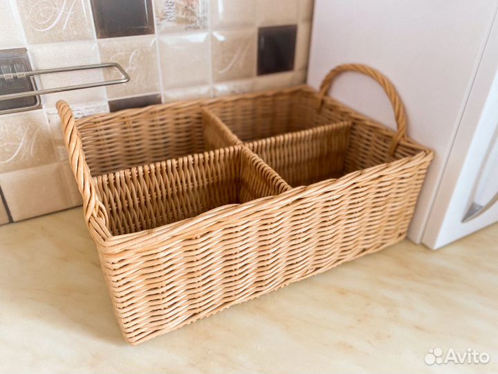 Корзина прямоугольная с ручкой