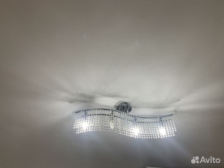 Люстра хрустальная потолочная