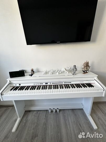 Цифровое пианино Orla CDP 101 белый матовый