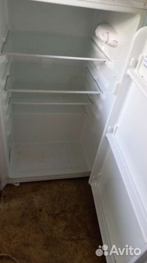 Холодильник бу маленький