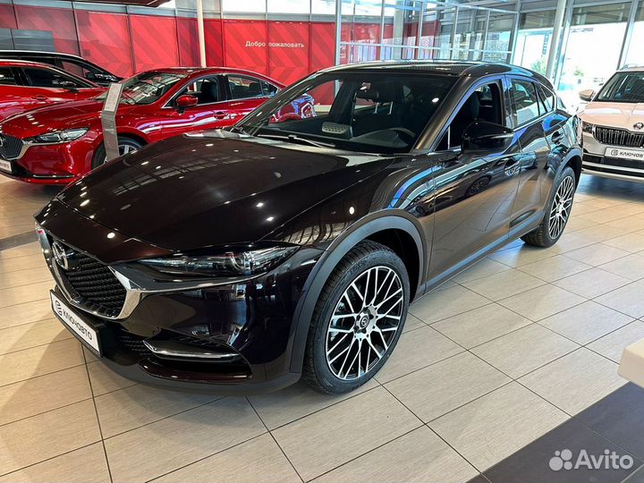 Mazda CX-4 2.0 AT, 2023