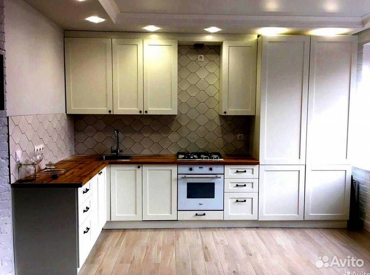 Кухня в потолок на заказ в Москве