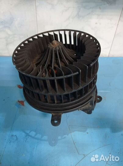 Мотор печки Mercedes w202, 208,210