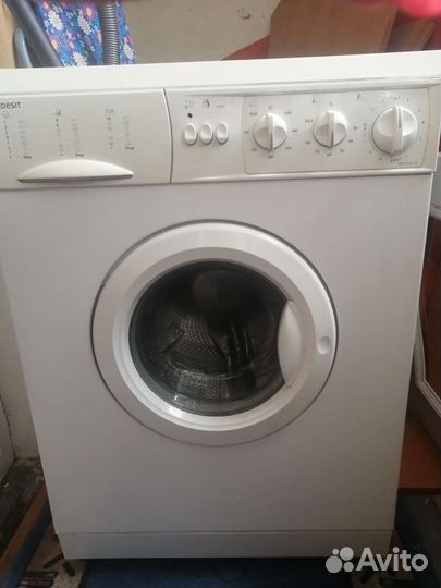 Стиральная машина indesit