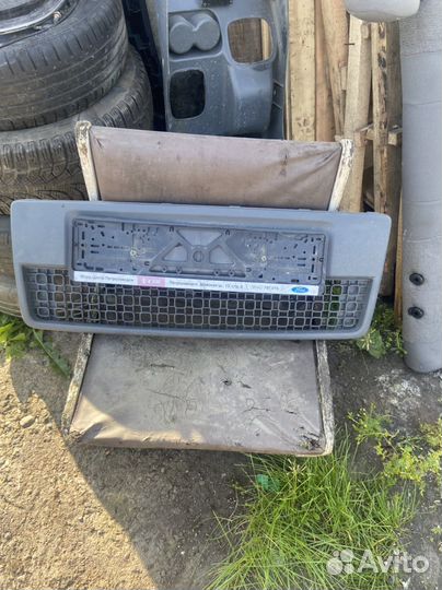 Решетка бампера нижняя Ford Fusion