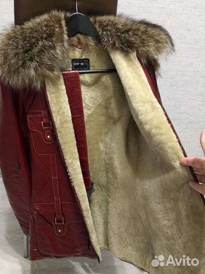 Куртка кожаная зимняя женская 42-44 размер