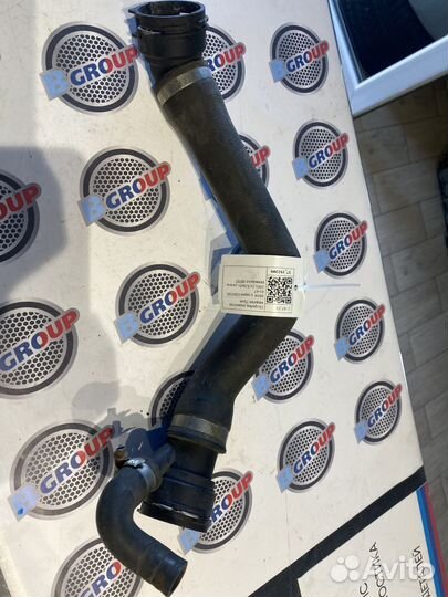 Патрубок радиатора нижний Прав. 7789722 бмв