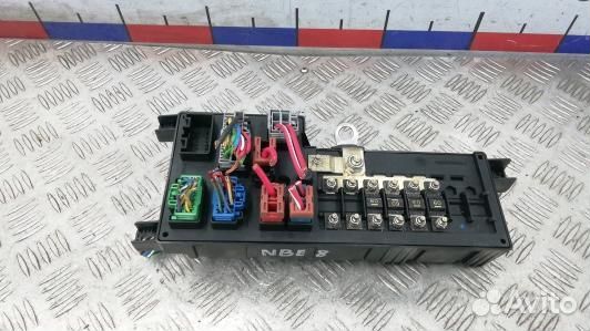 Блок предохранителей volvo S80 1 (NBE08M101)