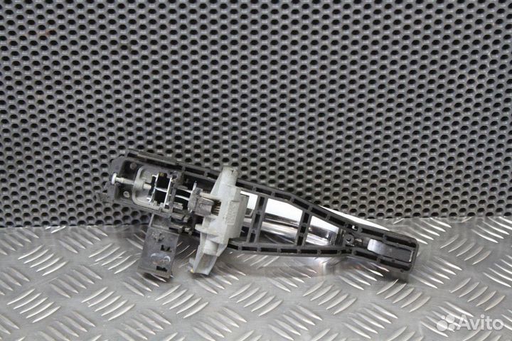 Ручка двери наружная Ford Focus 2