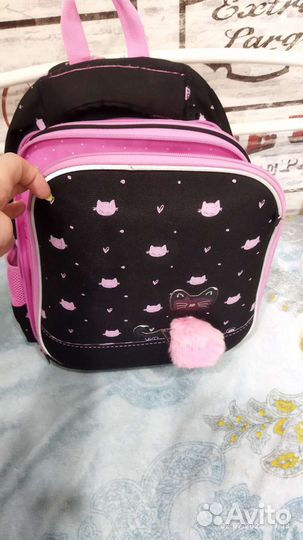 Портфель для первоклассницы