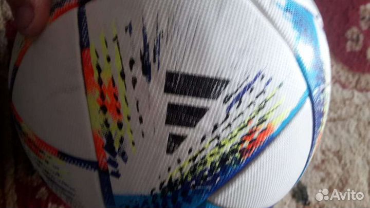 Продается мяч