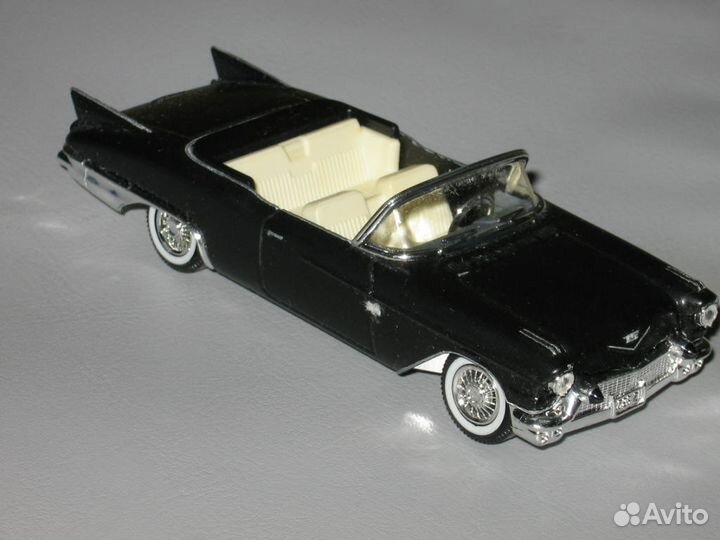 1931 Cadillac Eldorado Biarritz 1957 Solido 1\43