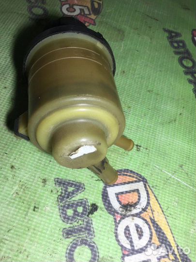 Бачок гур Hyundai Solaris 1