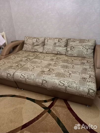 Большой угловой диван бу