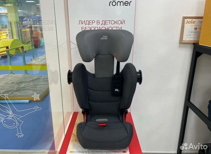 Автокресло Britax Roemer Kidfix lll S, Storm Grey
