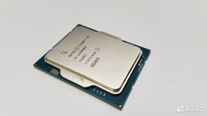 Процессор CPU Intel Core i5-12600KF 3.7 GHz