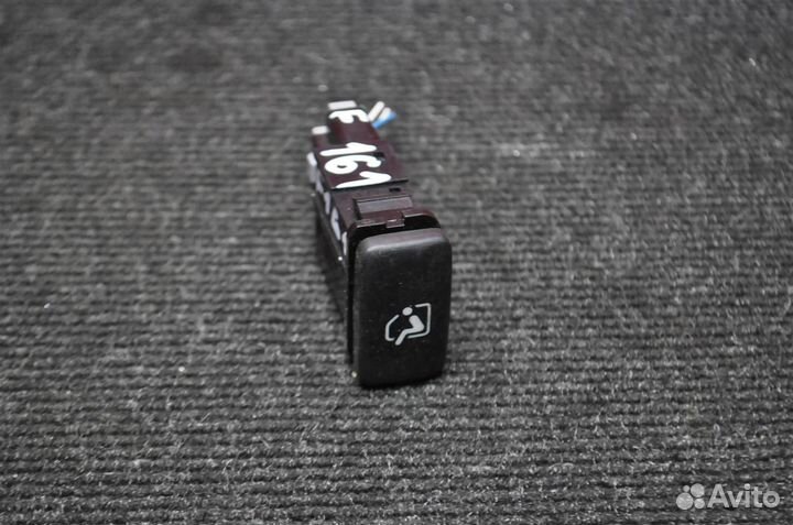 Кнопка Lexus RX300 MCU35