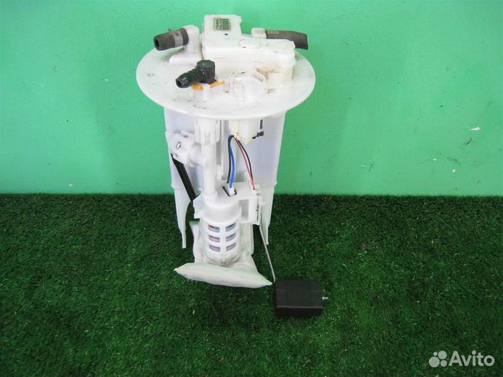 Топливный насос Toyota Yaris P13 2015