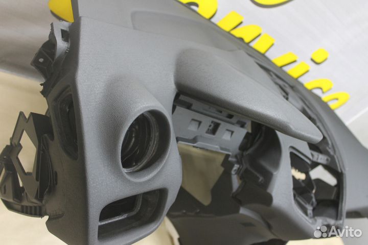 Торпедо Fora Fiesta панель приборов