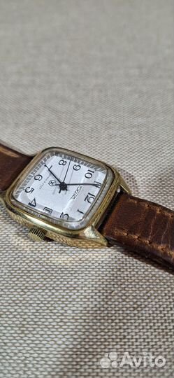 Часы наручные 