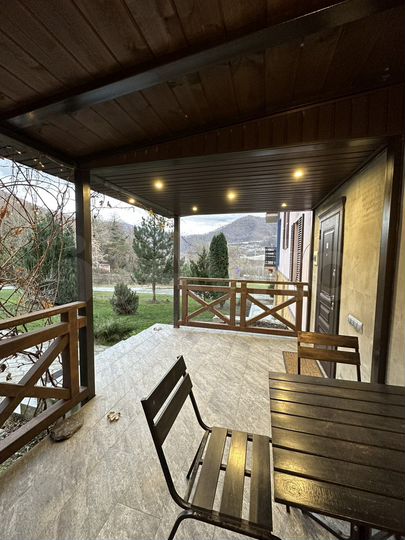 3-к. квартира, 97 м², 1/4 эт.