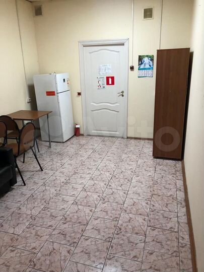 Комната 20 м² в 3-к., 2/4 эт.