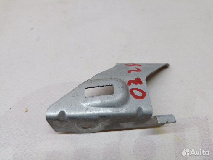 Кронштейн Volkswagen Touareg 7L AXQ 2006