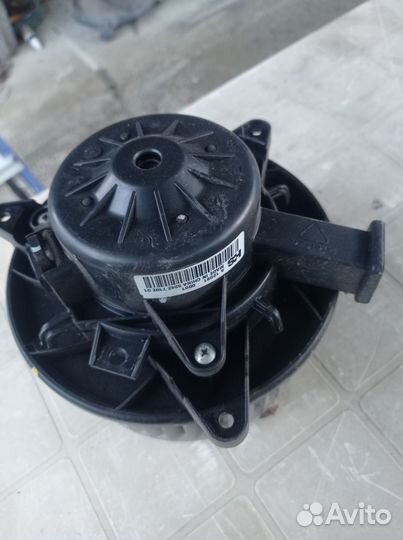 Электромотор печки Шевроле Круз