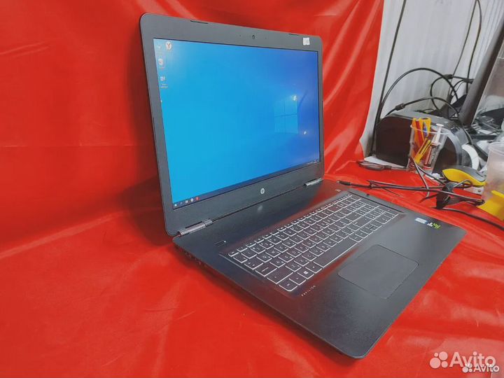 Ноутбук игровой HP I5/8GB/GTX1050TI 4GB