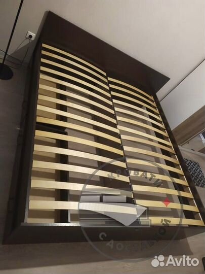 Кровать двухспальная 180 200