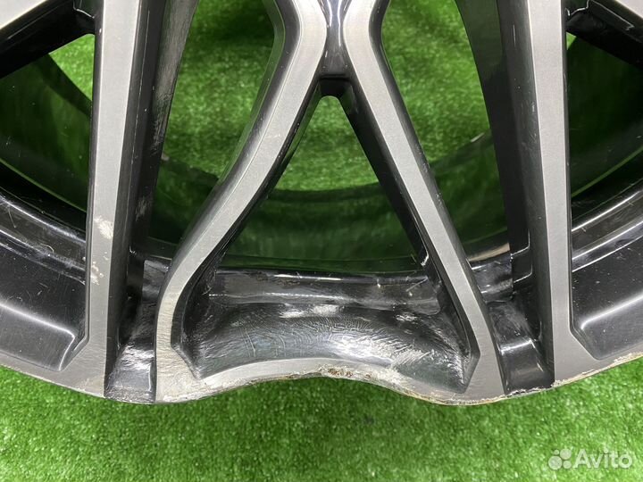 Диск R21 818M стиль BMW X5M F95