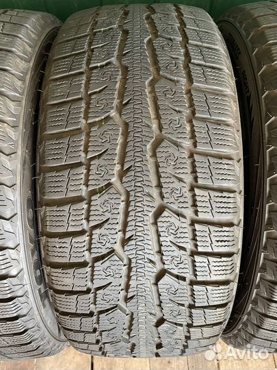 Toyo Observe GSi-6 HP 215/50 R17 95H
