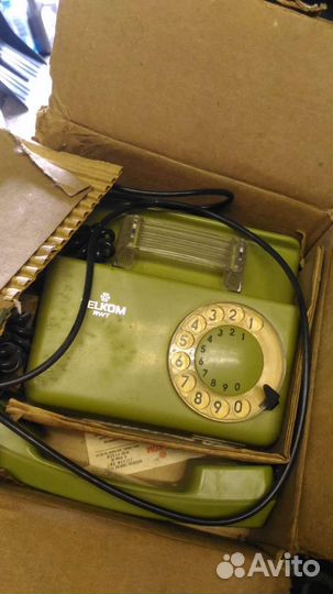 Телефон СССР дисковый зелёный