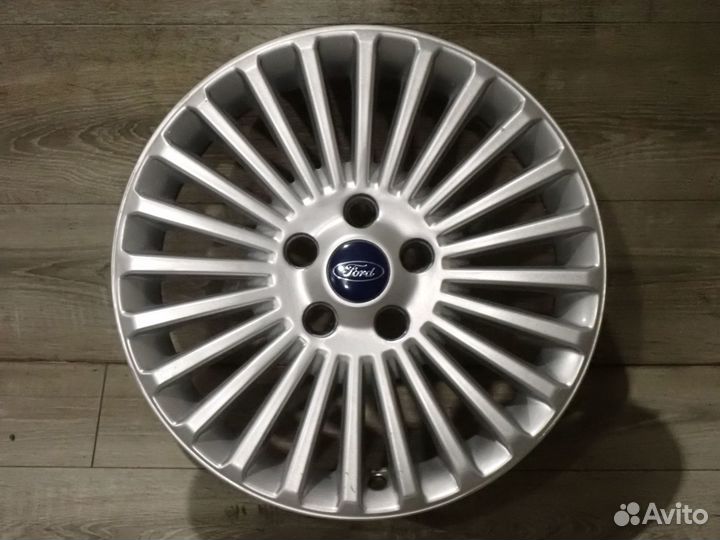 Комплект оригинальных дисков Ford Focus R16