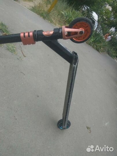 Трюковой самокат duker 404